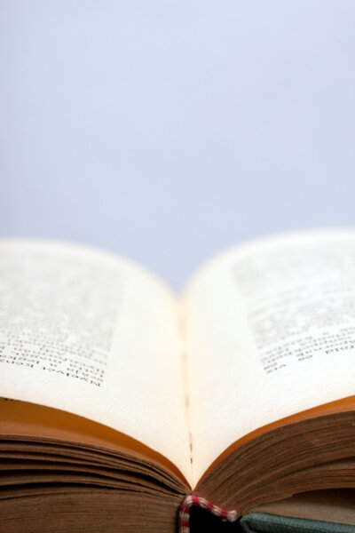 Открытая книга
