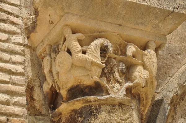 chapiter. Estella. İspanya.