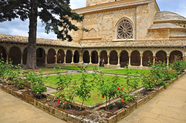Manastır. Estella. İspanya.