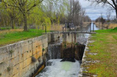 rıhtım. Kanal Kastilya Krallığı. Valladolid. İspanya.