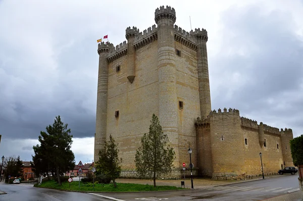 Castle. Fuensaldaña. Spain. — Zdjęcie stockowe