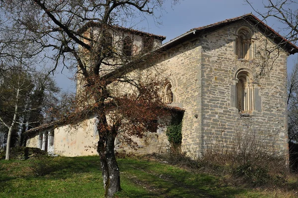 Romanesk kilise. Alava. İspanya. — Stok fotoğraf