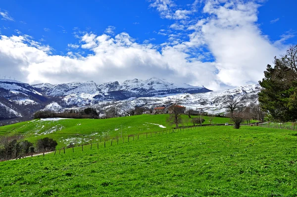 La Gandara. Valle de Soba. Espanha . — Fotografia de Stock