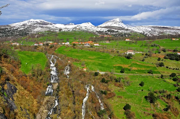 La gandara. Valle de soba. Spanje. — Stockfoto