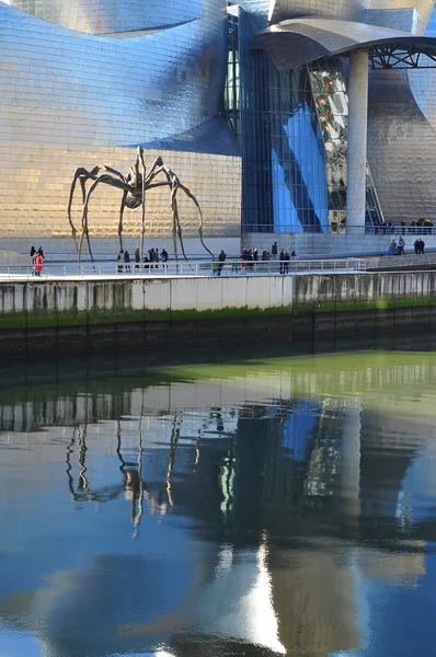 Spinne. Guggenheim. Bilbao. Spanien. — Stockfoto