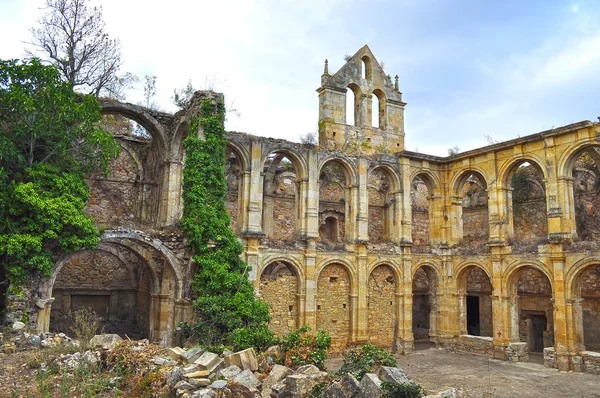 Des ruines. Santa MarXoa de Rioseco. Espagne . — Photo