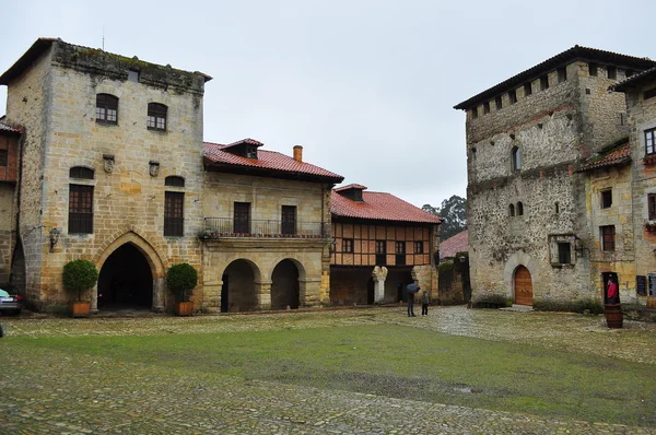 Ramon y burjuva pelayo. Santillana del mar. İspanya.