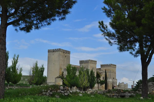 Ampudia vár. Palencia. Spanyolország. — Stock Fotó