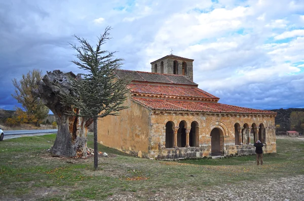 Iglesia románica. Segovia. España . Fotos de stock libres de derechos