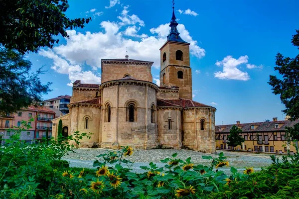 Spanya Nın Segovia Kentindeki San Milln Roma Kilisesinin Manzarası Fotoğrafta — Stok fotoğraf