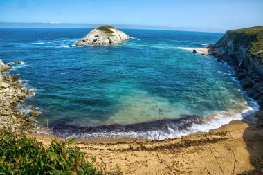 Cantabrian kıyısında 