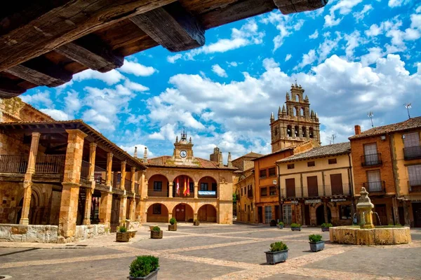 Pohled Ayllonské Náměstí Město Které Patří Provincie Segovia Španělsko Dnes — Stock fotografie
