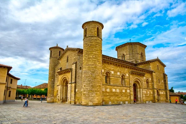 Uitzicht Romaanse Kerk Van San Martn Frmista Deze Stad Gelegen — Stockfoto