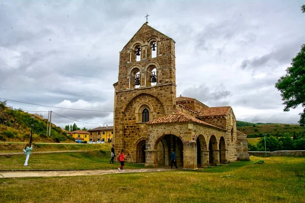 Uitzicht Romaanse Kerk Van San Salvador Cantamuda Palencia Een Gemeente — Stockfoto