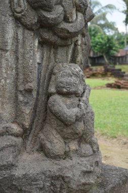 Blitar 'daki Penataran tapınağındaki antik heykel