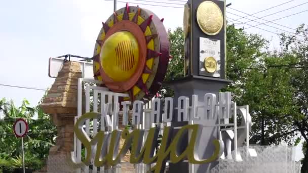 Het Monument Van Prachtige Stad Monumen Kediri Kota Adipura Kediri — Stockvideo