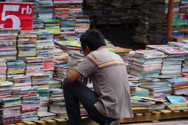 Blitar, East Java, Endonezya 'daki bir kitap fuarındaki atmosfer