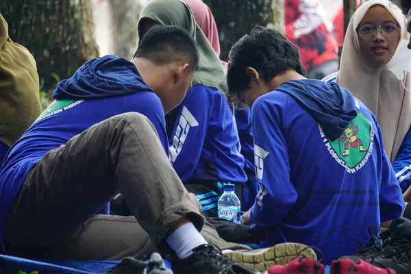 Sommige Mensen Kijken Naar Gropyok Iwak Gropyok Iwak Betekent Festival — Stockfoto