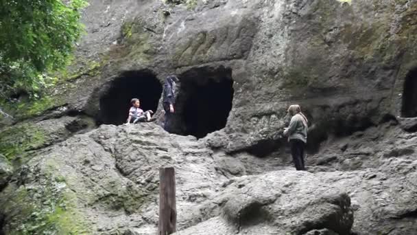 Caverna Selomangleng Uma Caverna Com Uma Trilha Histórica Figura Real — Vídeo de Stock