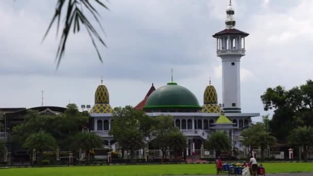 Όμορφη Masjid Agung Blitar Τζαμί Χτίστηκε 1820 — Αρχείο Βίντεο