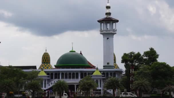 Όμορφη Masjid Agung Blitar Τζαμί Χτίστηκε 1820 — Αρχείο Βίντεο