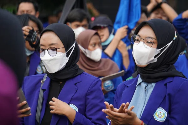 Kediri Doğu Cava Endonezya Nisan 2022 Endonezyalı Öğrenciler Artan Benzin — Stok fotoğraf