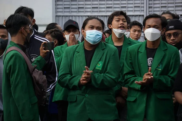 Kediri East Java Ινδονησία Απριλίου 2022 Ινδονήσιοι Φοιτητές Διαδηλώνουν Για — Φωτογραφία Αρχείου