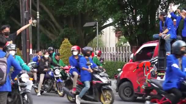 Kediri Oost Java Indonesië April 2022 Indonesische Studenten Demonstreren Stijgende — Stockvideo