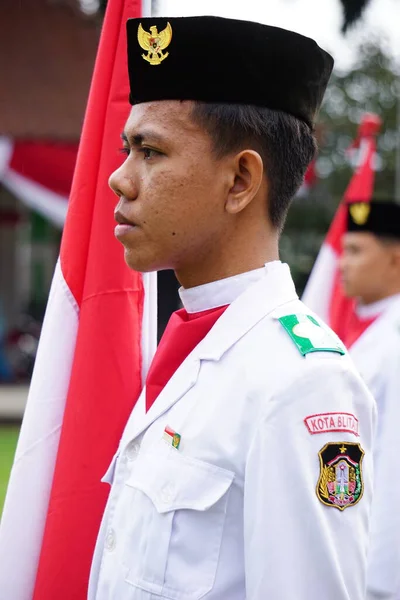 Paskibraka Alfiere Indonesiano Con Bandiera Nazionale Durante Grebeg Pancasila — Foto Stock