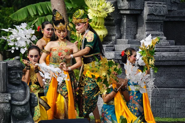 Індонезійський Танець Mustikaning Putri Utomo Честь Світового Дня Танцю — стокове фото