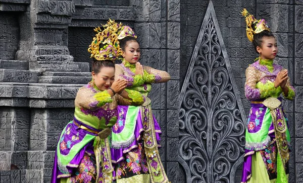 Indonesian Perform Genjring Party Dance Celebrate World Dance Day — Fotografia de Stock