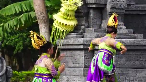 Indonesian Perform Genjring Party Dance Celebrate World Dance Day — Stock Video