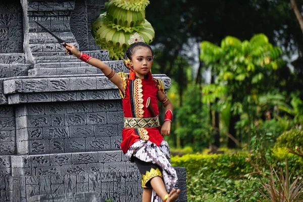 Indonesian Perform Ladrang Mangungkung Dance Celebrate World Dance Day — Stock Photo, Image