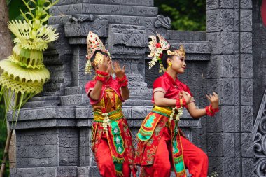 Indonesian dancers perform Candra Laksita dance to celebrate world dance day