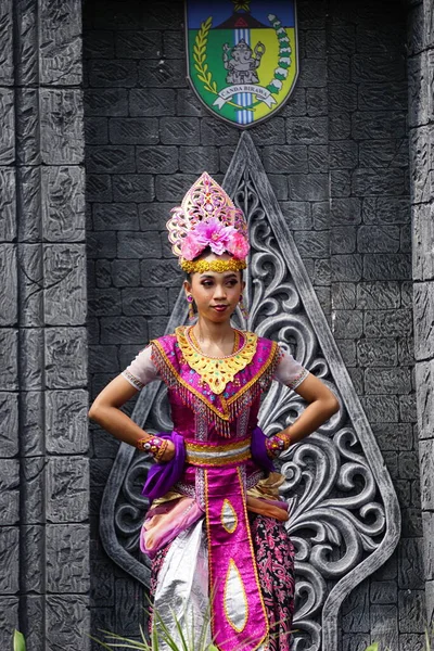 Індонезійський Танець Честь Світового Дня Танцю — стокове фото
