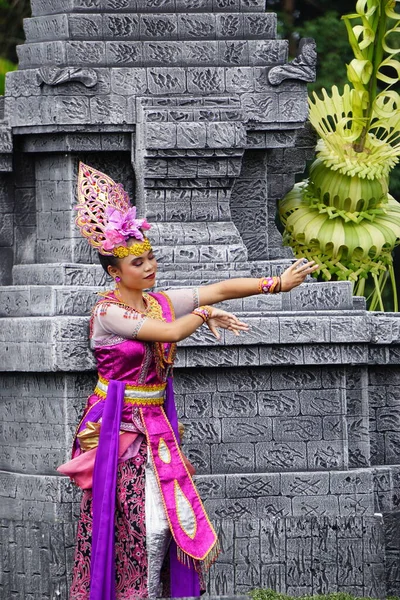 Індонезійський Танець Честь Світового Дня Танцю — стокове фото