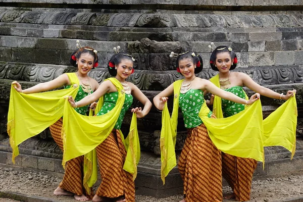 Indonesian Traditional Dancers Traditional Clothes Which Called Kemben — 스톡 사진