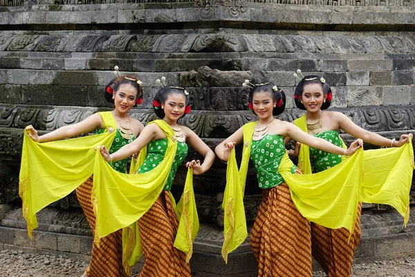 Indonesian Traditional Dancers Traditional Clothes Which Called Kemben — Stok fotoğraf