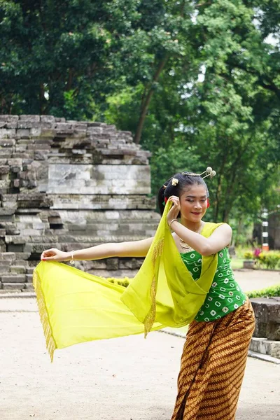 Indonesian Traditional Dancers Traditional Clothes Which Called Kemben — Photo