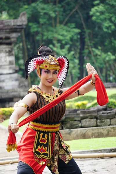 Indonesian Dancers Traditional Costumes Ready Perform Celebrate World Dance Day — Fotografia de Stock