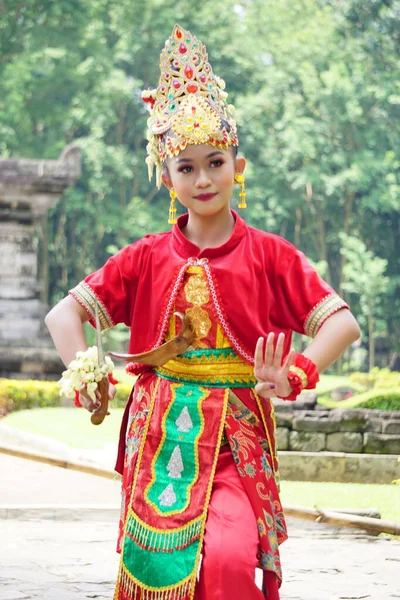 Indonesian Dancer Traditional Costume Ready Perform Celebrate World Dance Day — Stock Photo, Image