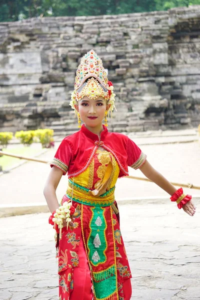 Indonesian Dancer Traditional Costume Ready Perform Celebrate World Dance Day — Foto de Stock