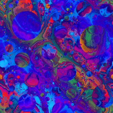 Rüya gibi bir fantezi hissi veren kusursuz mermer küreler..