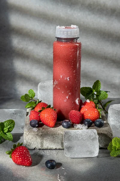 Ice Cold Bottle Strawberry Smoothie Dark Background Copy Space Vertical — ストック写真