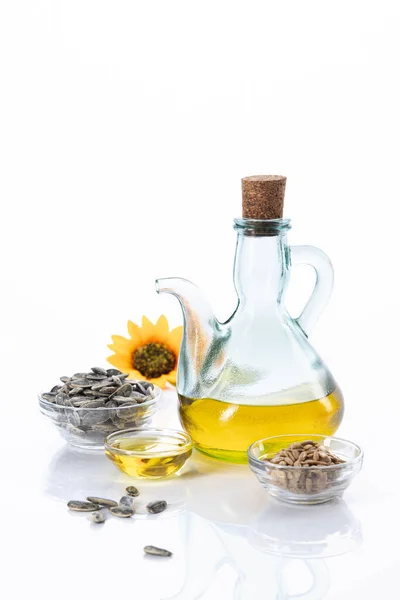 Sunflower Oil Sunflower Seeds Isolated White Background Copyspace Vertical Format — Zdjęcie stockowe