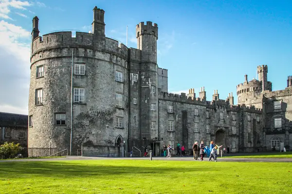 Kilkenny castle, İngiltere