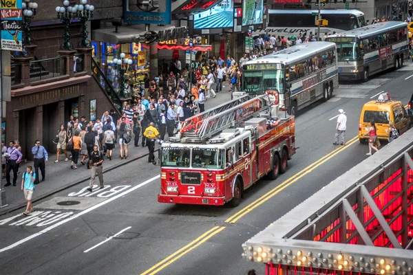 times Square, new york itfaiye arabası