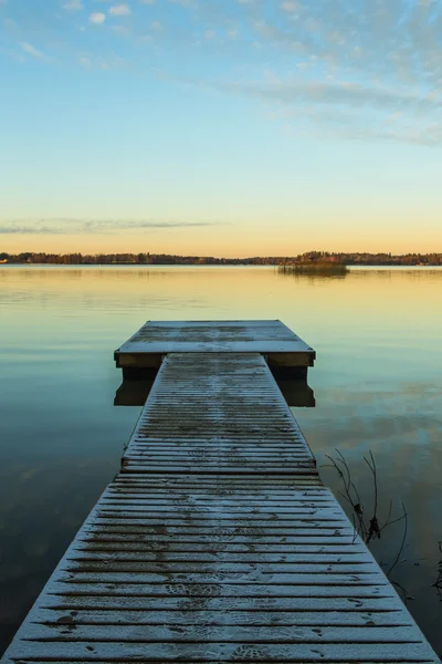 Down by the long wooden jetty — Stock Photo, Image