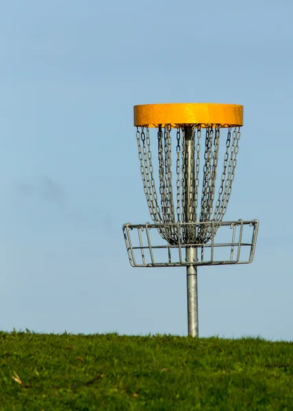 Frisbee golf korg Stockbild