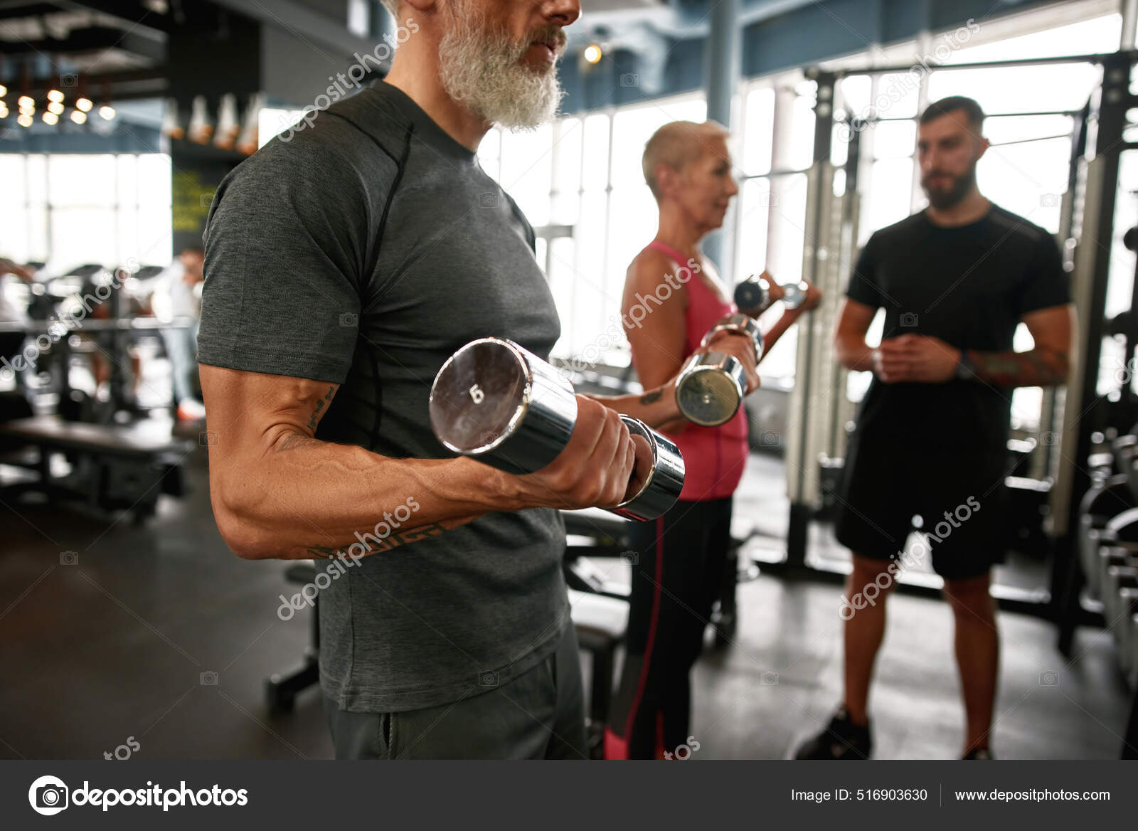 O HOMEM TÁ NA CASA! 🛬🏟 Nesta sexta-feira, Renan Lodi desembarcou em Belo  Horizonte para realizar os exames médicos e assinar por cinco anos com o  Atlético-MG. O lateral falou sobre a, image size:1600x1168